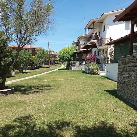 Holiday home Mhkyvernabeachholidaysparadise *