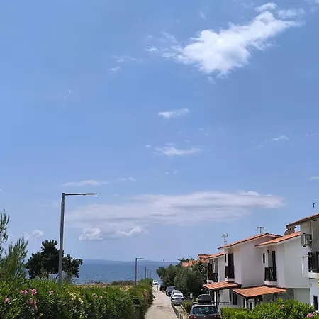Mhkyvernabeachholidaysparadise בית נופש *